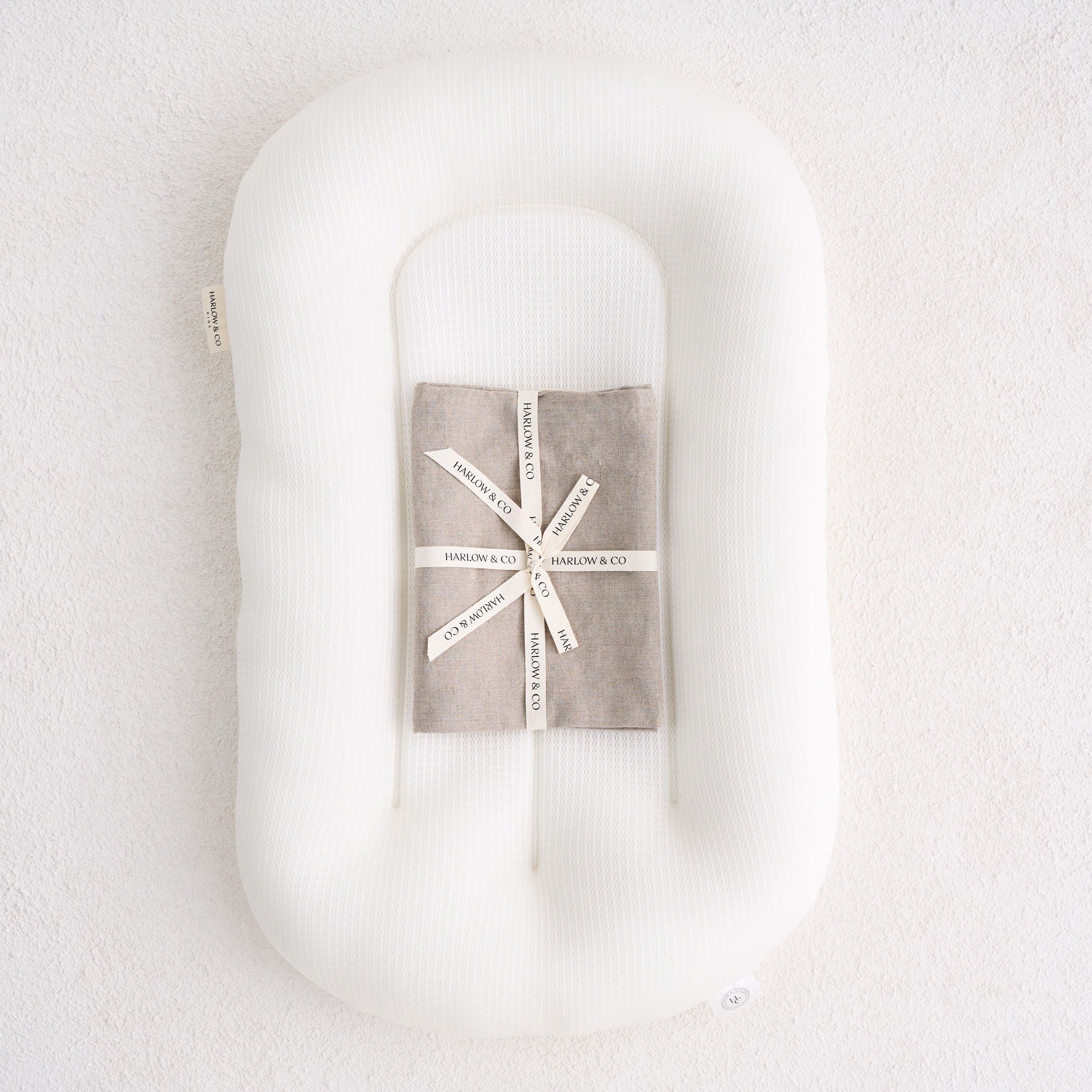 Baby Lounger + Linen Cover - Natural