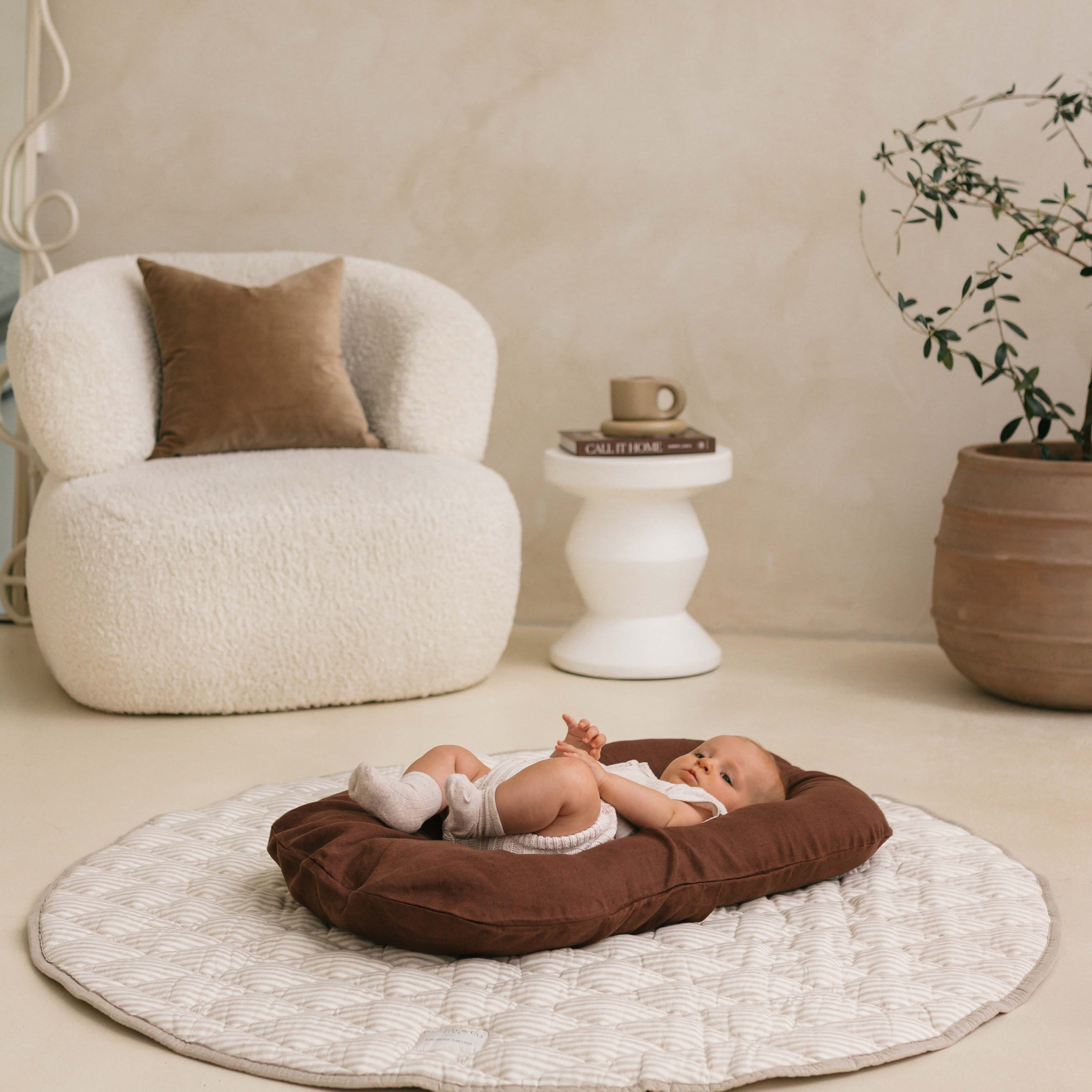 Baby Lounger + Linen Cover - Cocoa