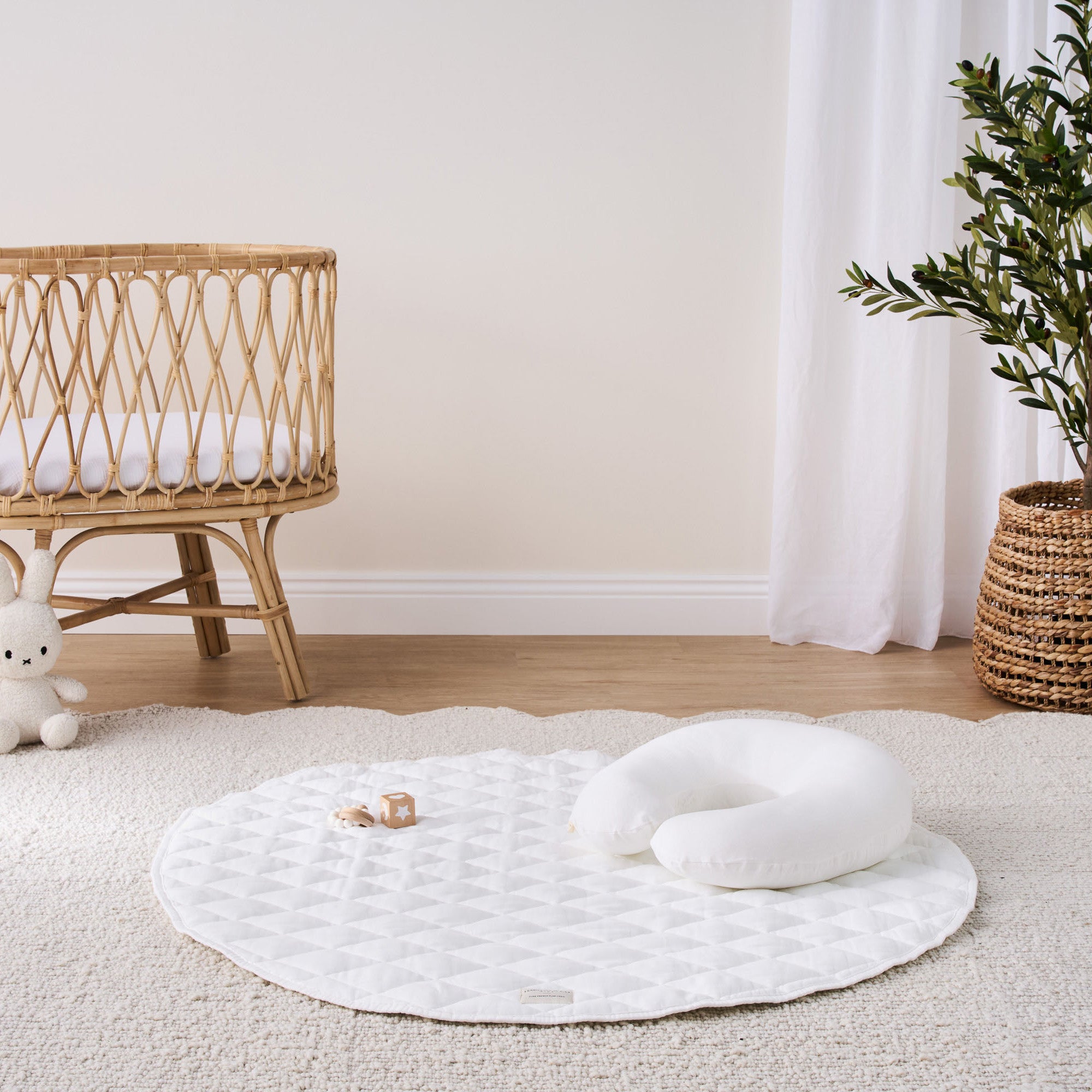 Bundle: Baby Lounger + Nursing Pillow - White